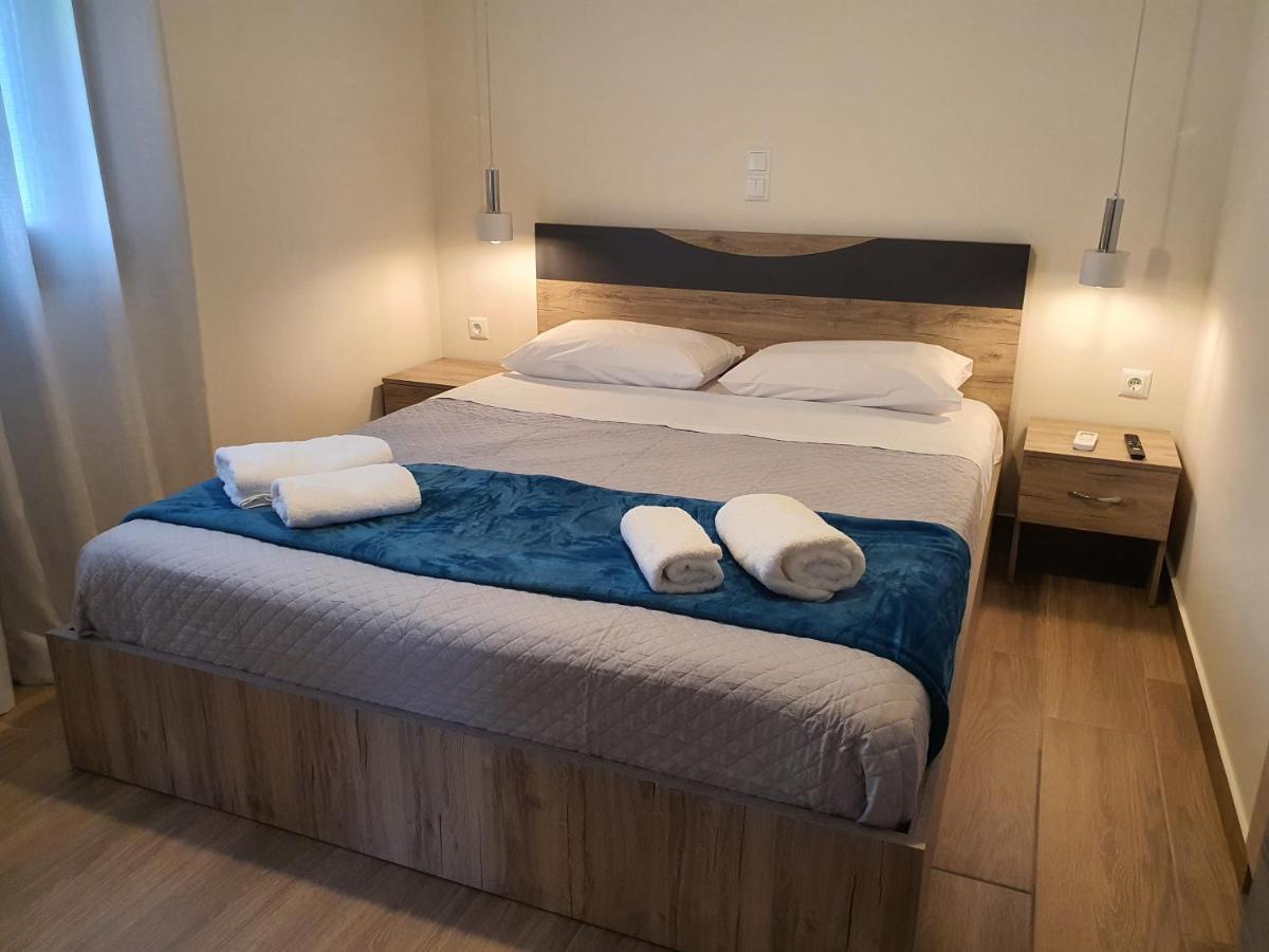 Island View Apartments Moudhros Экстерьер фото